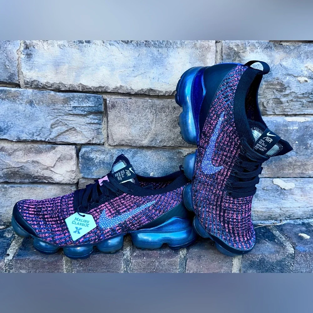Nike Fly Knit Vapor Max W Sz 8.5 custom designed w/ Swarovski crystals, like new - Picture 4 of 11